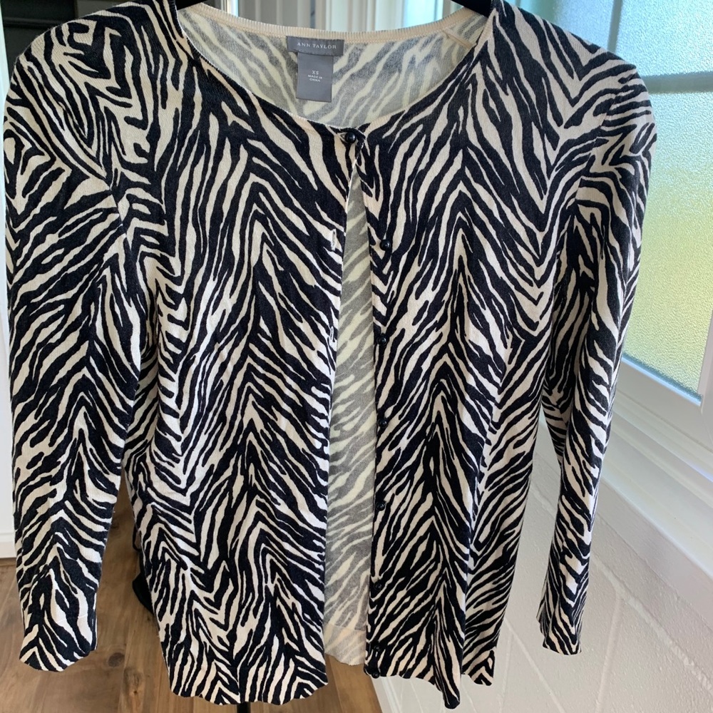 Ann Taylor Zebra Cardigan XS